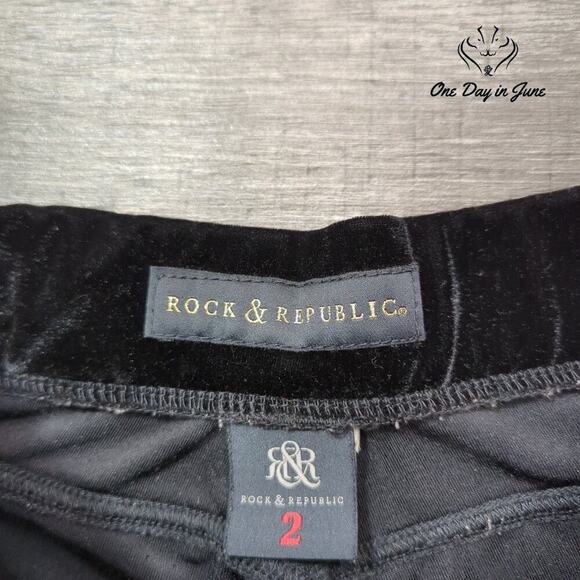 Rock & Republic Pull On Shorts Size 2 - Picture 2 of 7